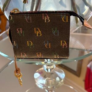 🌈Dooney & Bourke Coin/ Wristlet / Card Case